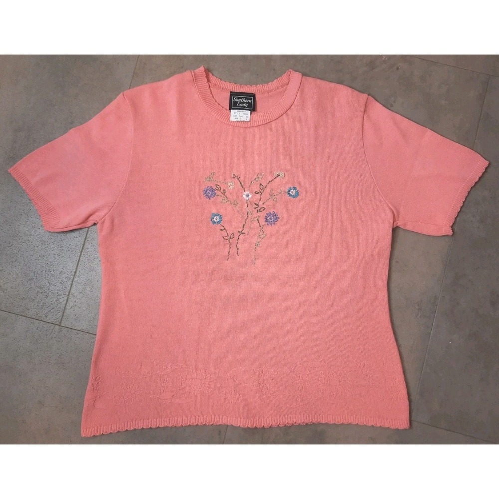 Southern Lady Embroidered Shirt Large Floral Grandma Core Cottagecore Vintage
